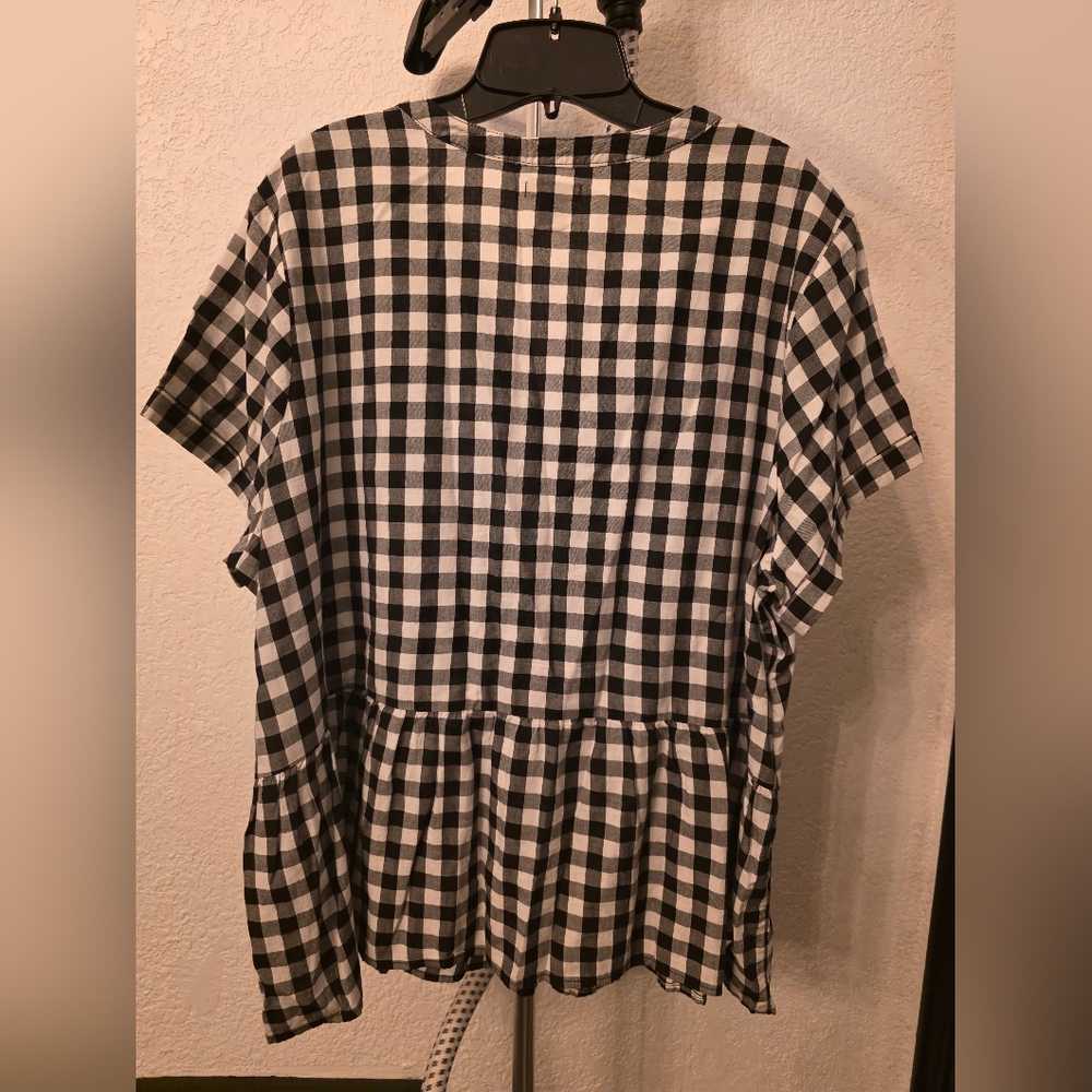 Black and White Gingham Button-Front Peplum Shirt Top Cotton Rayon Women's 2x - Picture 2 of 8